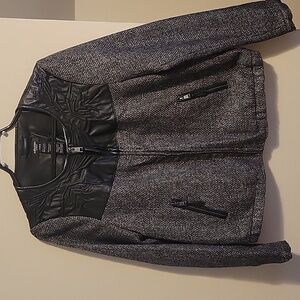 Olsen Europe Collarless Jacket